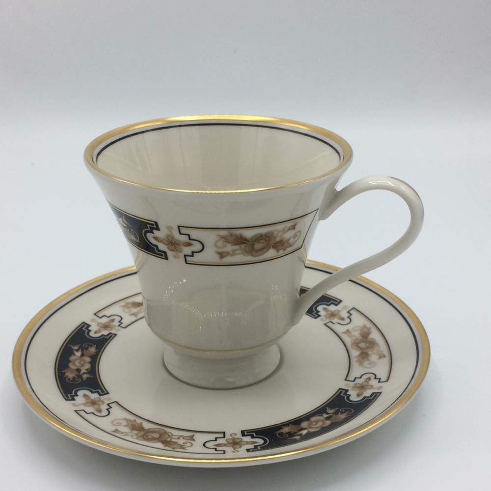 Pickard hand decorated porcelain cup / saucer